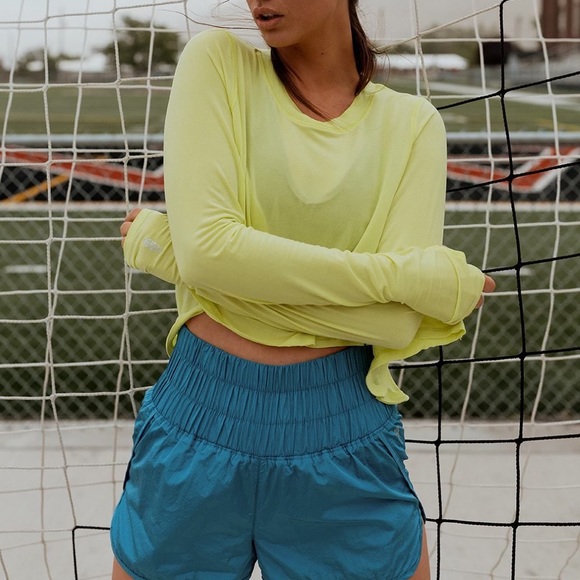 NWOT Movement Cadence Layering Tee Top - Picture 4 of 12